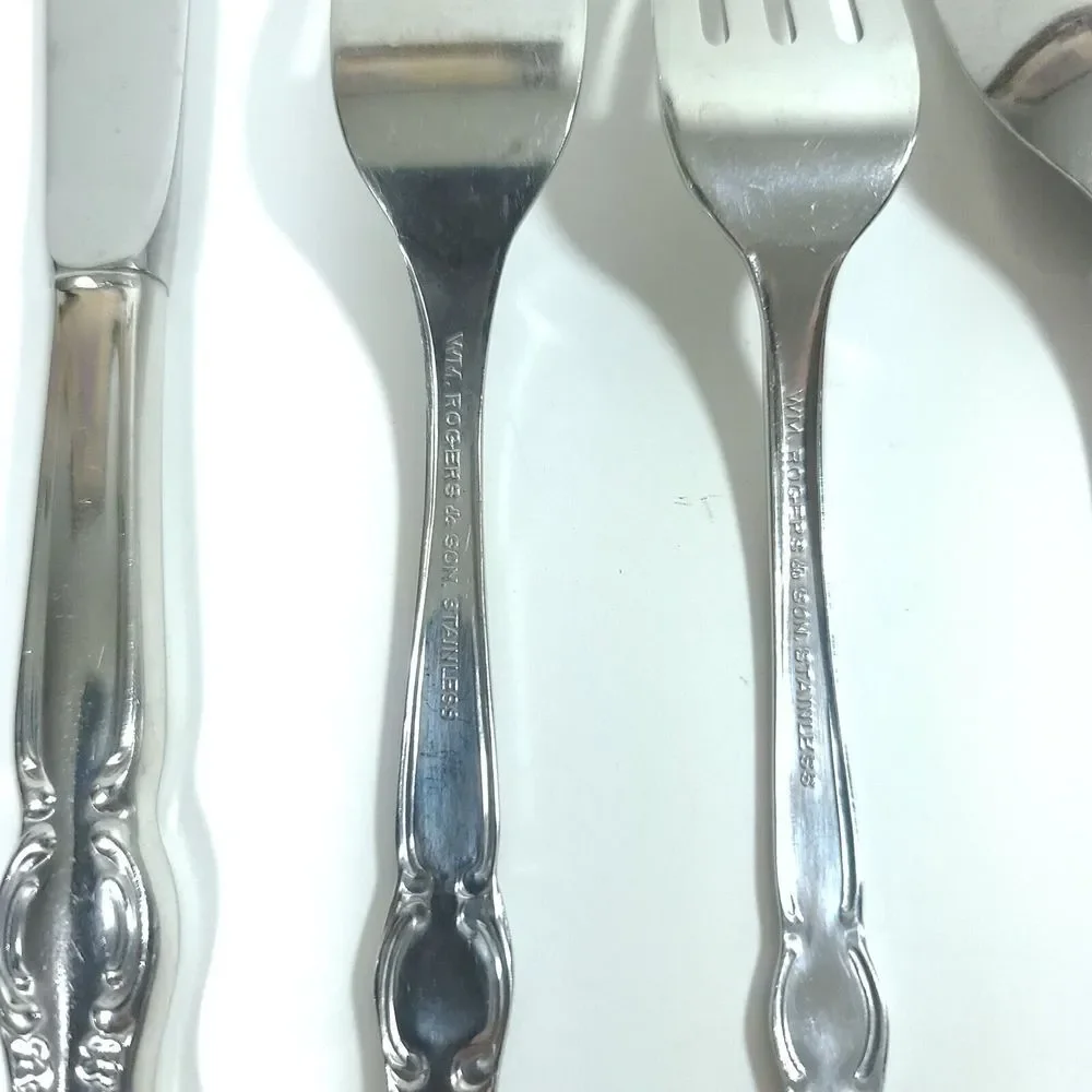 WM. Rogers &Son Royal Manor Single Place Setting Stainless Flatware Set 5 Piece